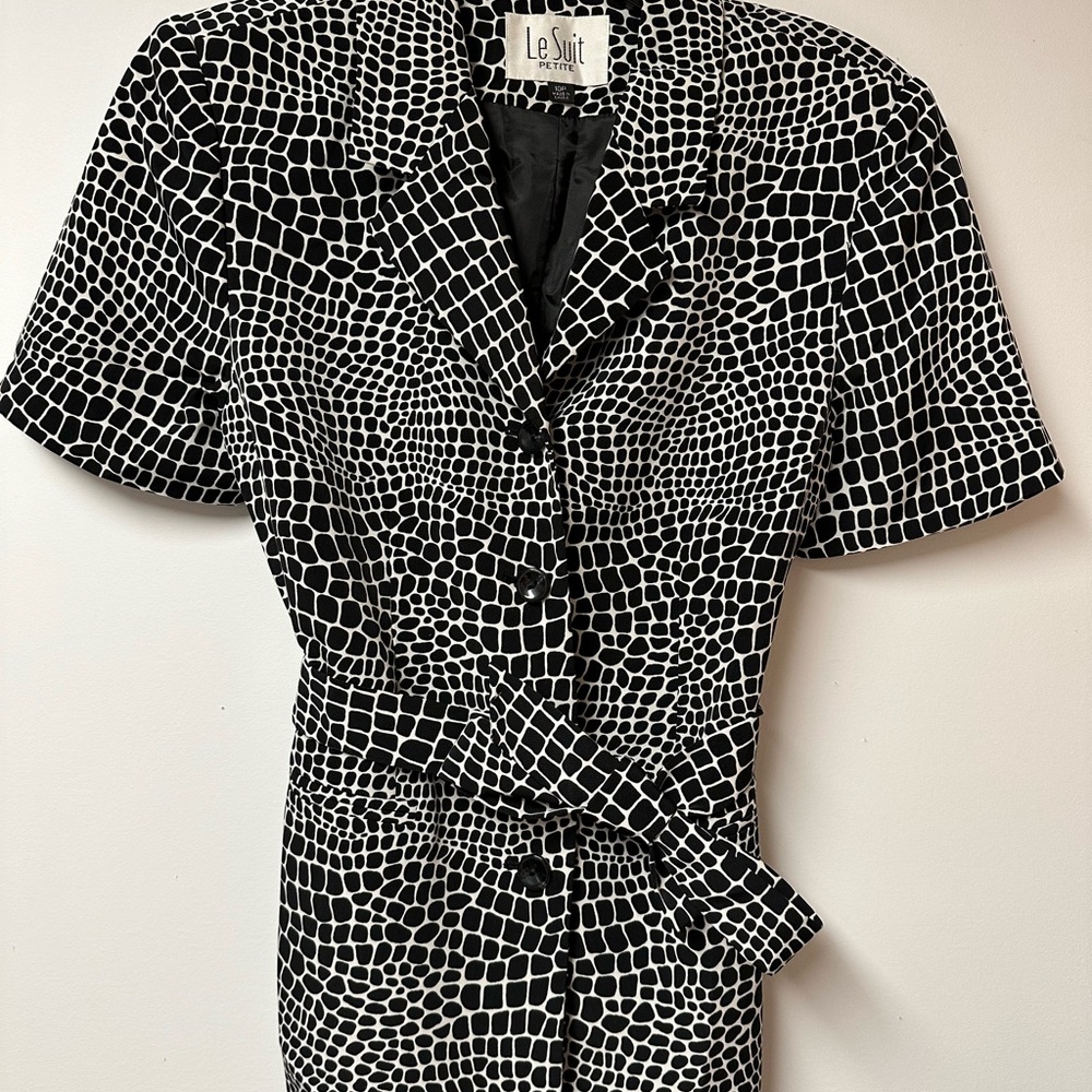 Vintage Finely Crafted Le Suit 1990’s Black White Blazer Ladies 10 Petite